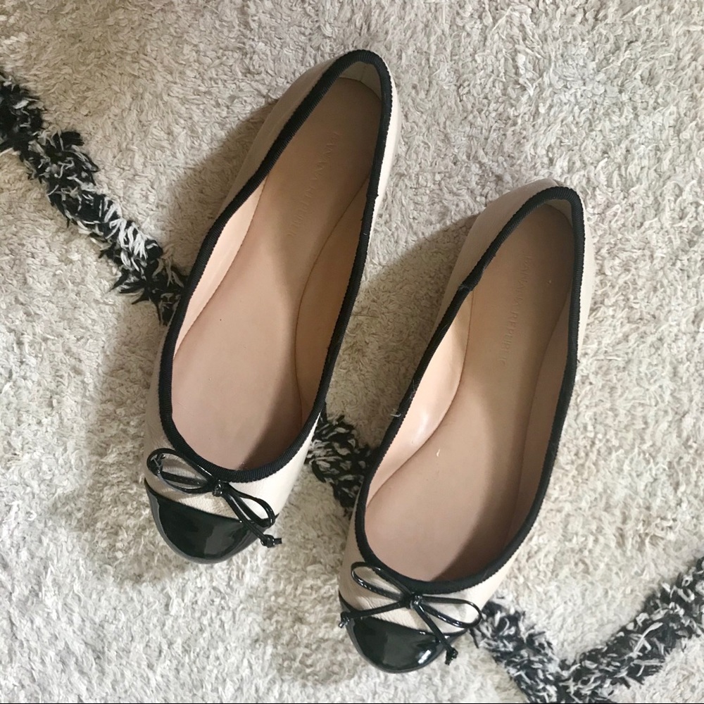 Cap toed ballet flats